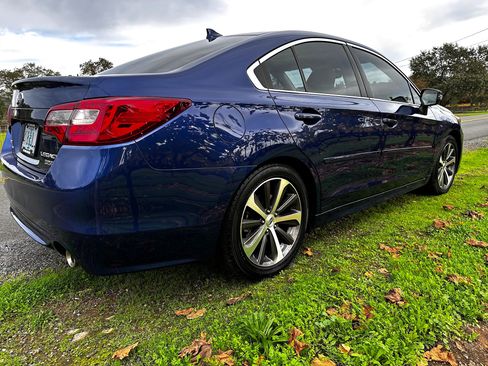 Used 2016 Subaru Legacy 3.6R Limited image 5