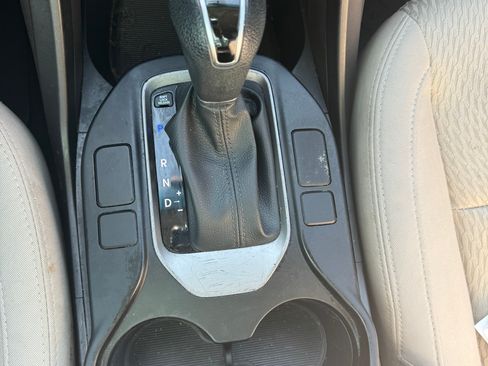 Used 2018 Hyundai Santa Fe Sport image 11