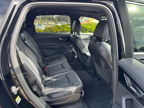 Used 2018 Audi Q7 3.0T Premium image 15