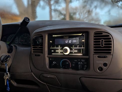 Used 2002 Ford F150 4x4 SuperCab image 11