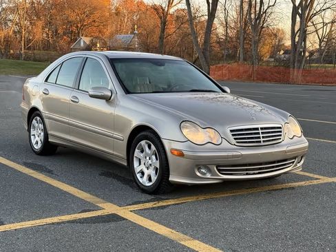 Used 2005 Mercedes-Benz C 320 C 320 Sedan 4D image 4