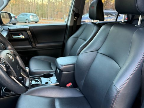 Used 2021 Toyota 4Runner TRD Off-Road Premium image 12