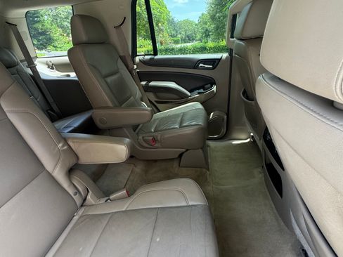 Used 2015 Chevrolet Tahoe LT RWD image 14