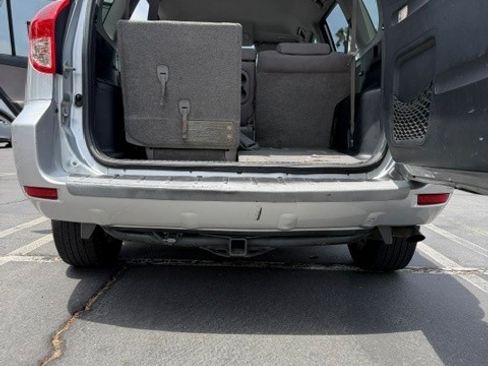Used 2008 Toyota RAV4 2WD w/ 3rd Row image 6