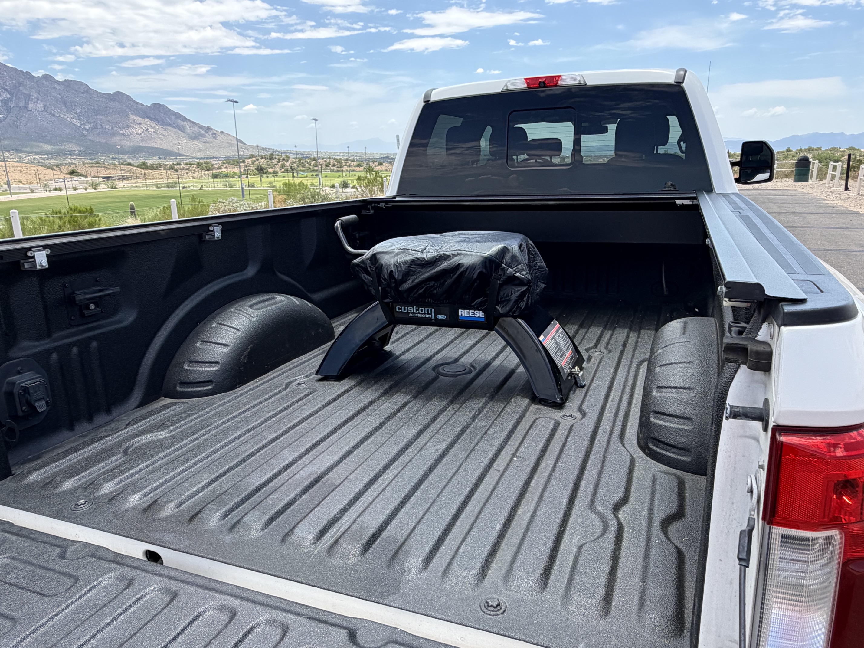 Used 2019 Ford F350 Lariat w/ Tow Technology Bundle AWD/4WD image 8