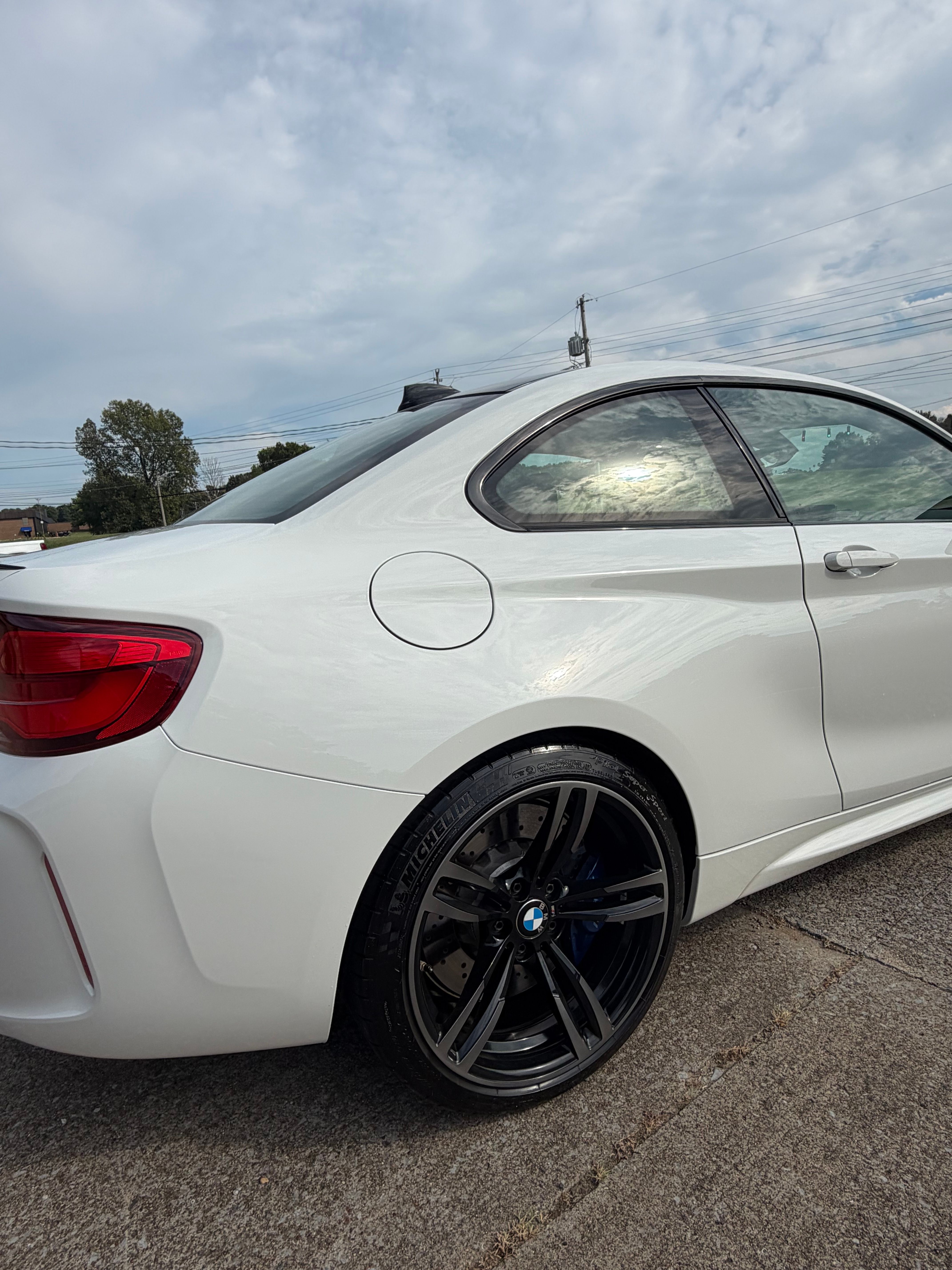 Used 2018 BMW M2 RWD image 9