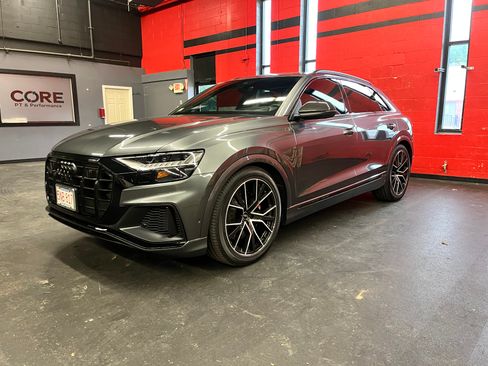 Used 2021 Audi SQ8 Prestige AWD/4WD image 24