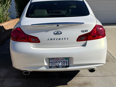 Used 2015 INFINITI Q40 w/ Moonroof Package image 5