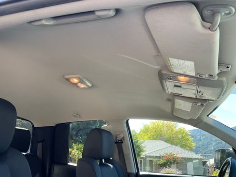 Used 2018 Toyota Tundra SR5 image 19