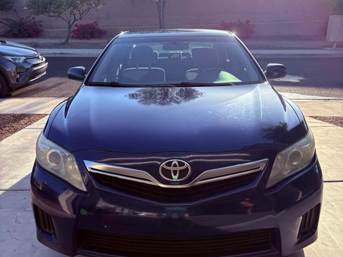Used 2010 Toyota Camry Hybrid FWD image 5