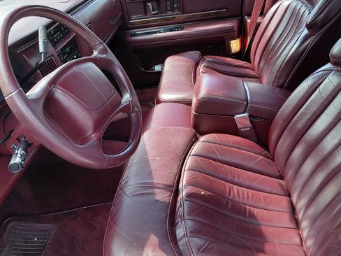 Used 1995 Buick Roadmaster Sedan image 13