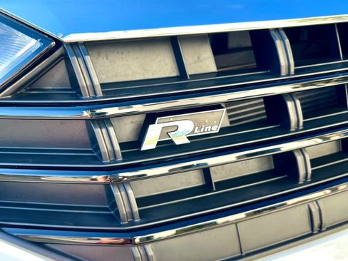 Used 2021 Volkswagen Jetta R-Line image 18