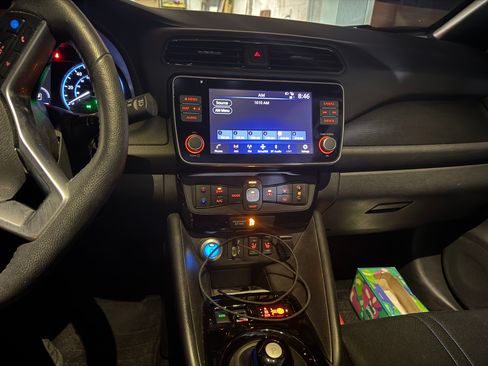 Used 2022 Nissan Leaf SV Plus image 13