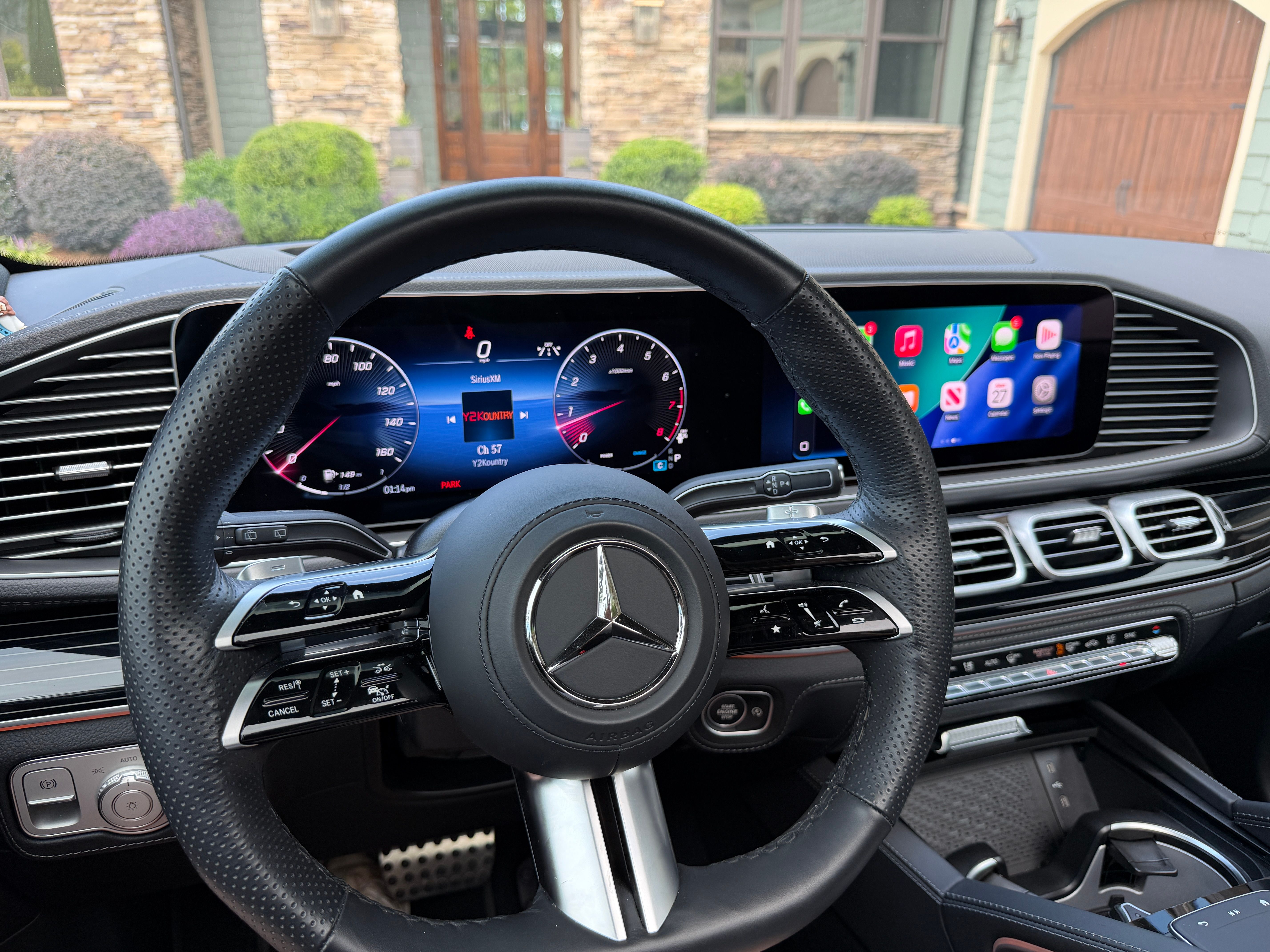 Used 2024 Mercedes-Benz GLS 580 4MATIC image 4