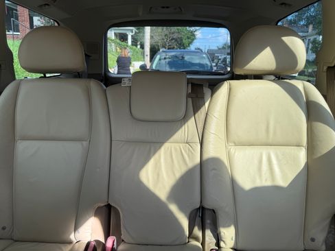 Used 2011 Volvo XC90 3.2 image 16