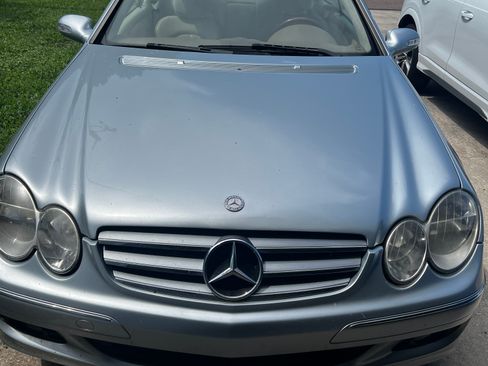 Used 2006 Mercedes-Benz CLK 350 Coupe image 4