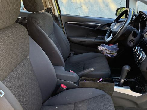 Used 2016 Honda Fit LX image 6