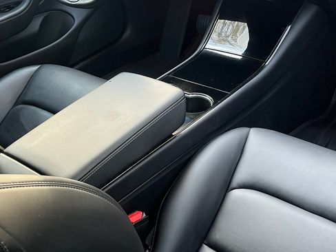 Used 2018 Tesla Model 3 Long Range image 11