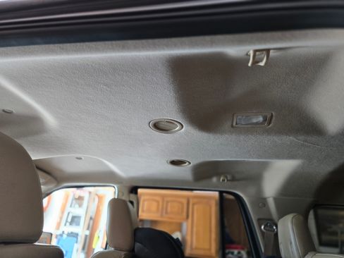 Used 2010 Ford Expedition Eddie Bauer image 15