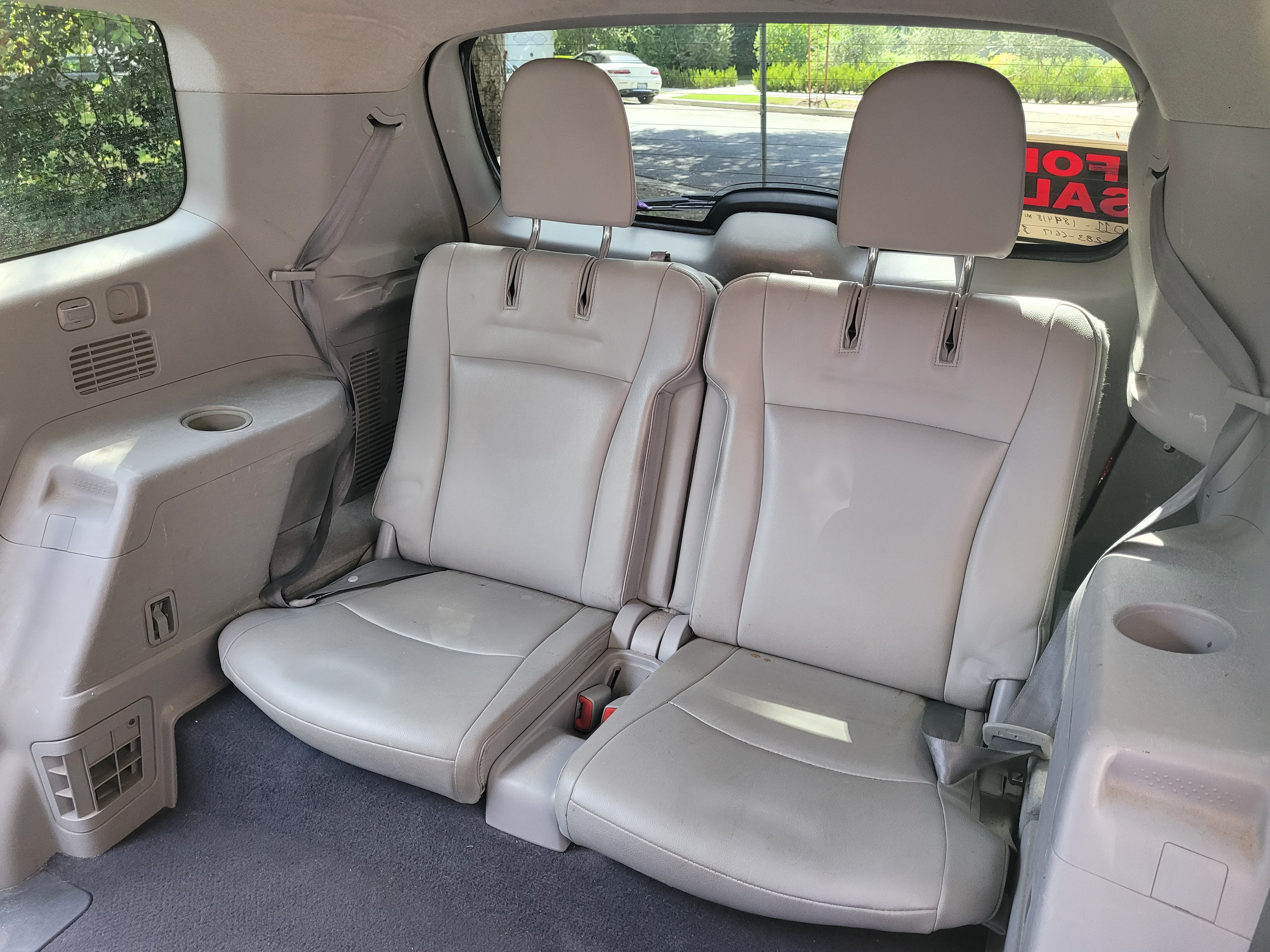 Used 2011 Toyota Highlander Limited w/ Tow Pkg FWD image 10