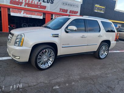 Used 2013 Cadillac Escalade Hybrid Sport Utility 4D