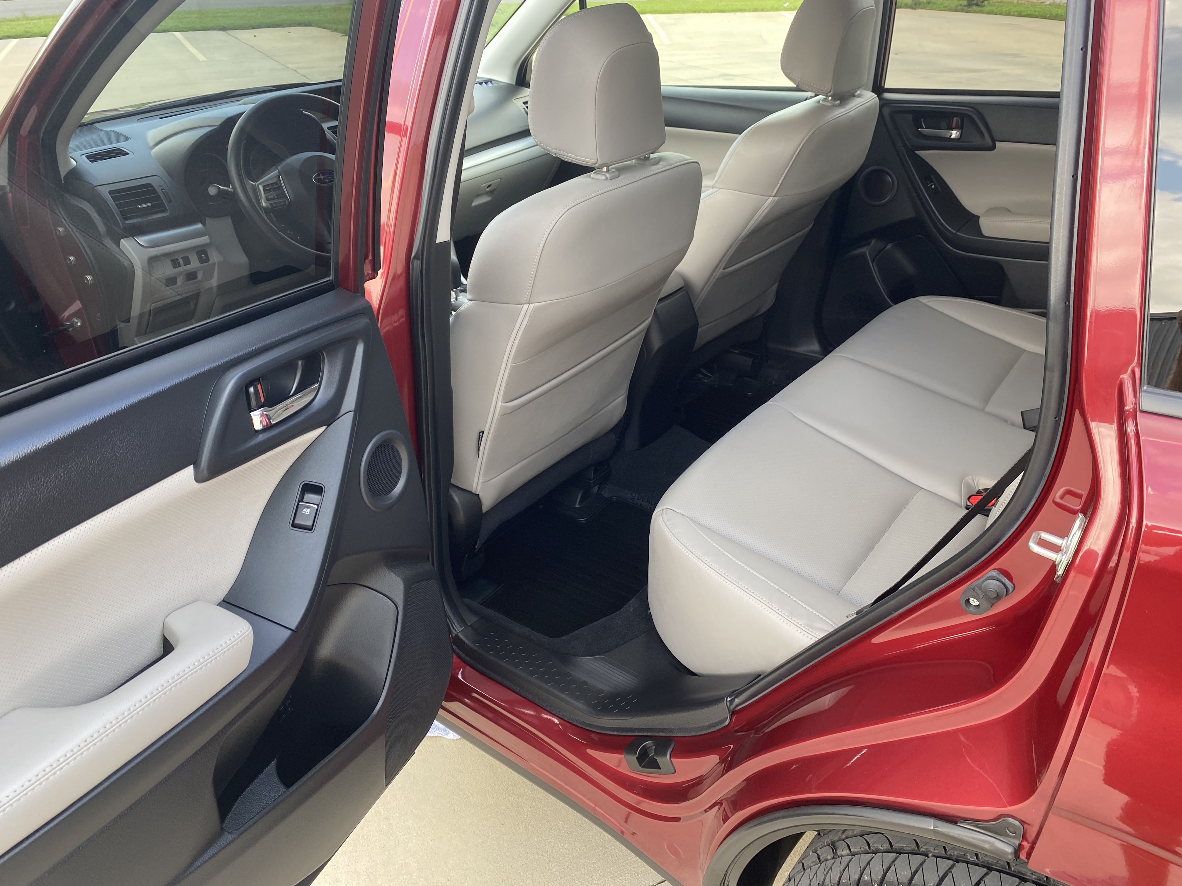 Used 2014 Subaru Forester 2.5i Premium w/ Popular Package #1 AWD/4WD image 16