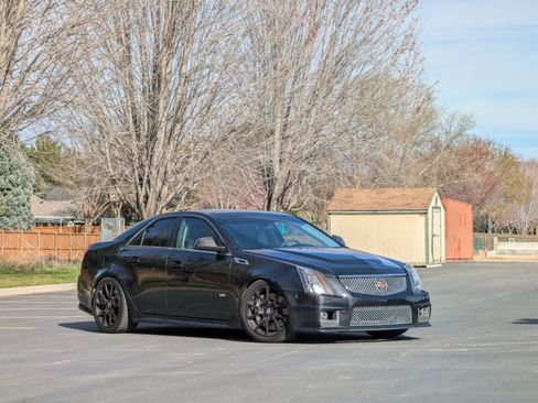 Used 2012 Cadillac CTS V image 4