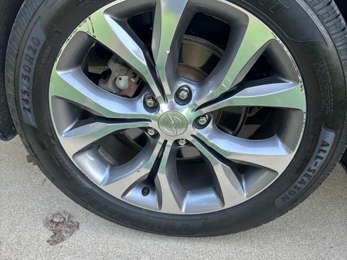 Used 2020 Chrysler Pacifica Limited FWD image 11