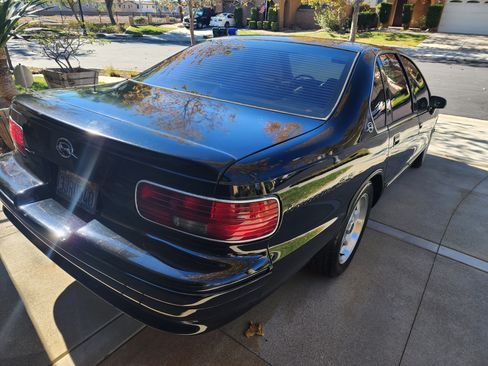 Used 1994 Chevrolet Impala SS image 5