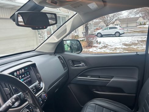 Used 2017 Chevrolet Colorado Z71 image 19