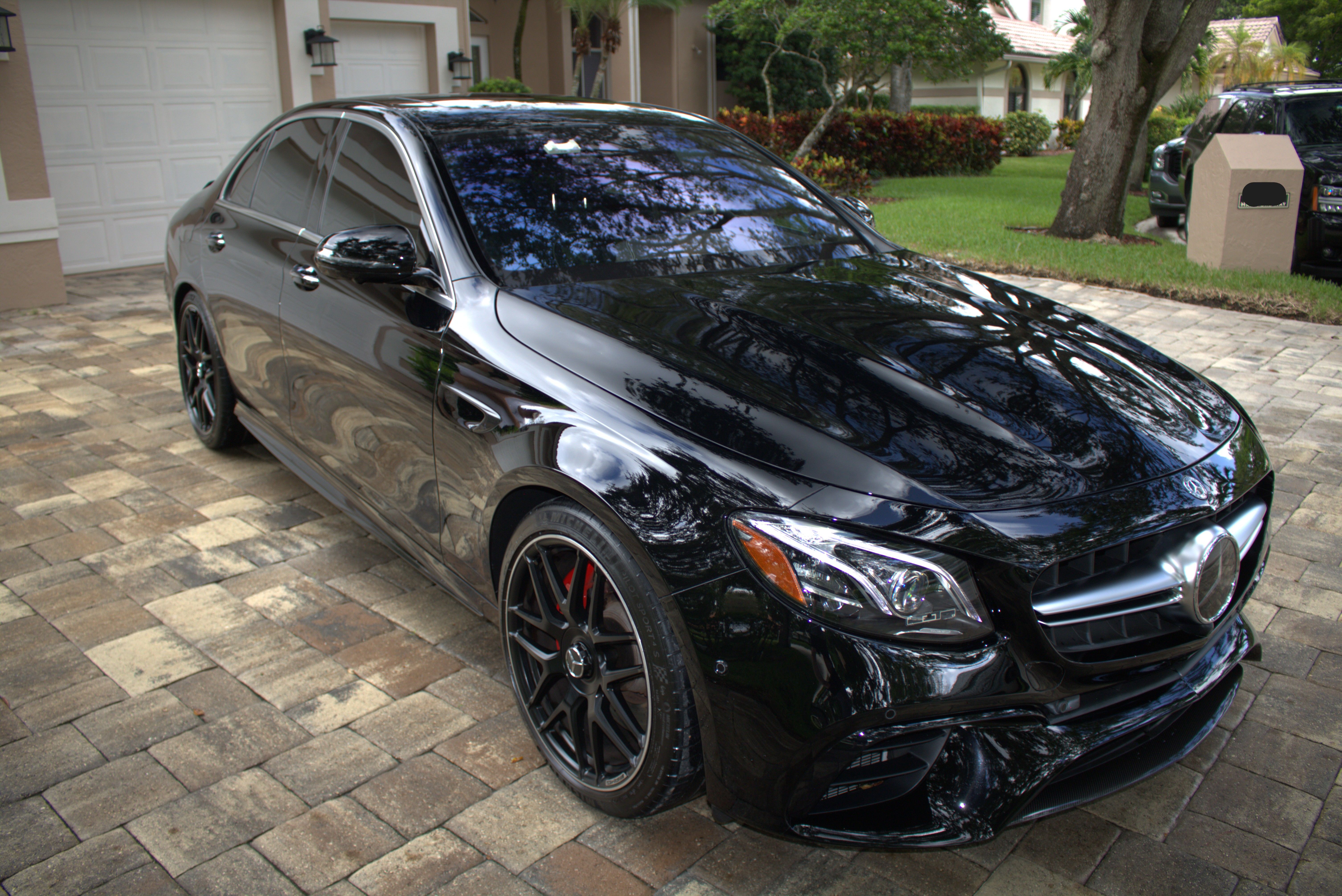 Used 2018 Mercedes-Benz E 63 AMG S image 1