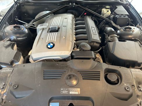 Used 2006 BMW Z4 3.0si image 17