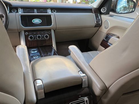 Used 2015 Land Rover Range Rover Supercharged AWD/4WD image 10