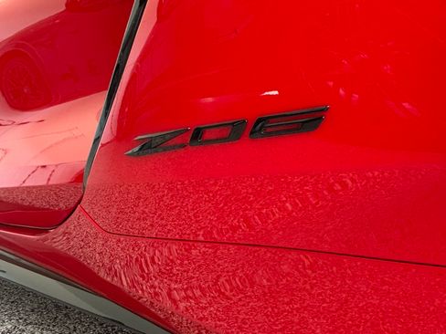 Used 2025 Chevrolet Corvette Z06 image 2