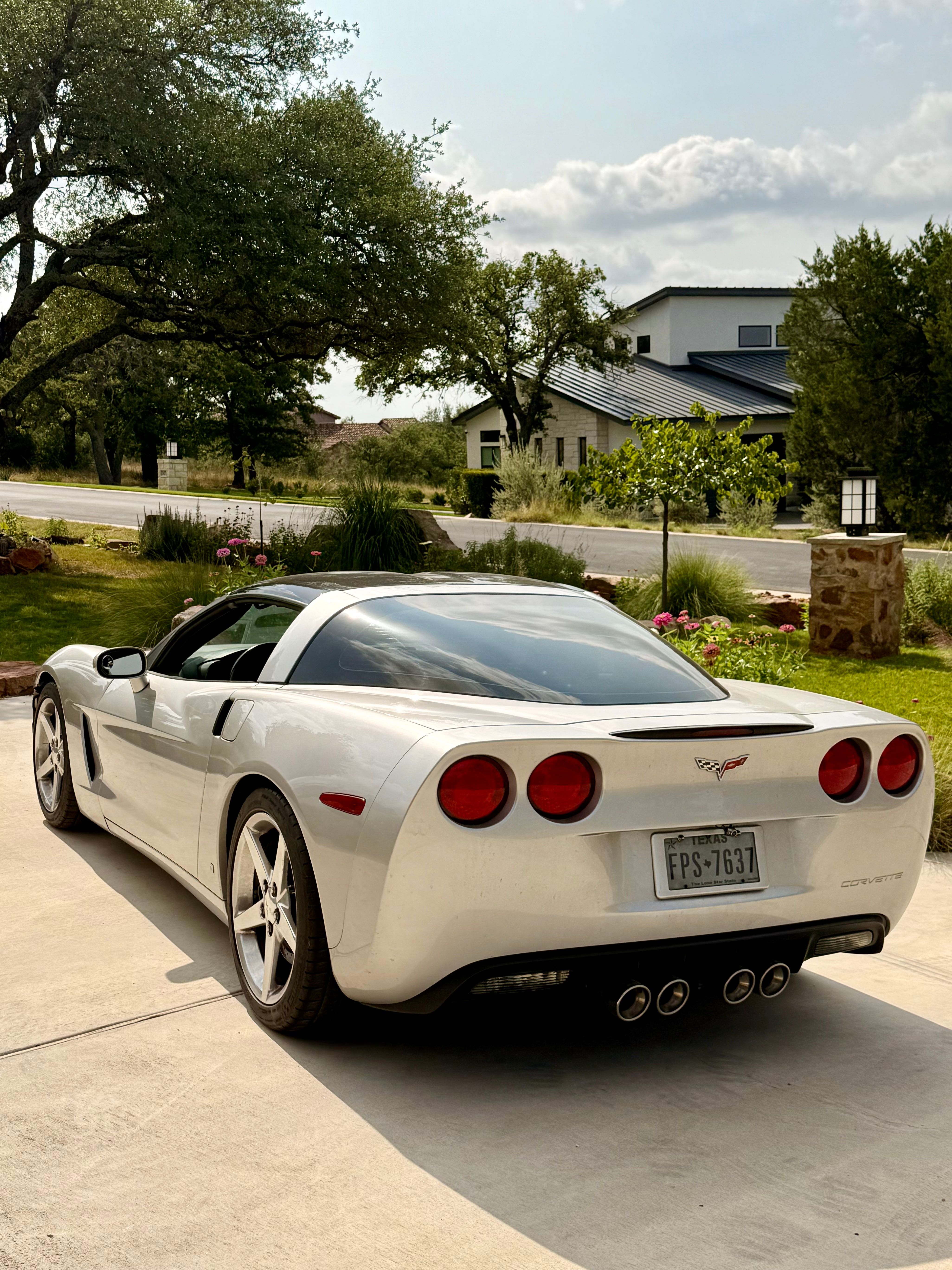 Used 2006 Chevrolet Corvette Coupe w/ Preferred Equipment Group RWD image 6