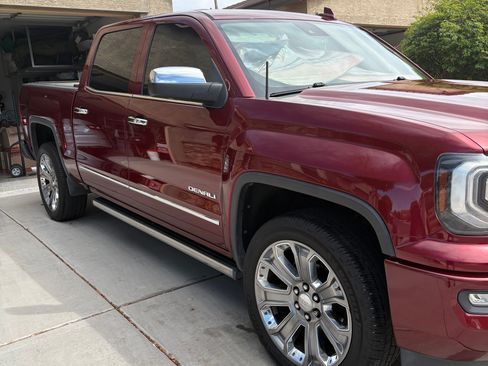 Used 2017 GMC Sierra 1500 Denali w/ Denali Ultimate Package image 6