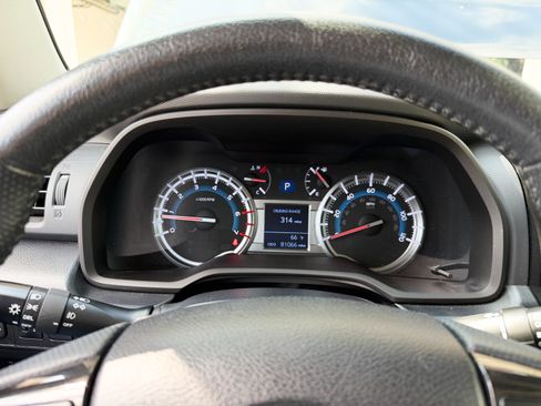 Used 2017 Toyota 4Runner TRD Off-Road Premium image 11