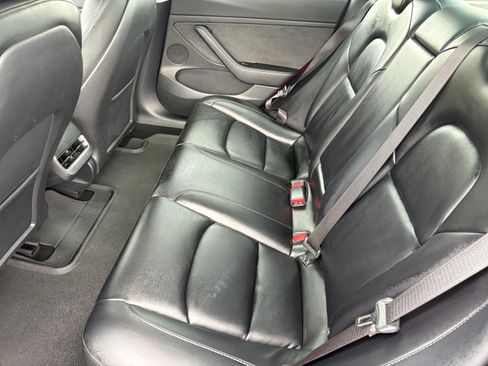 Used 2023 Tesla Model 3 Standard Range RWD image 9
