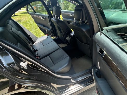 Used 2008 Mercedes-Benz C 350 Sport image 5