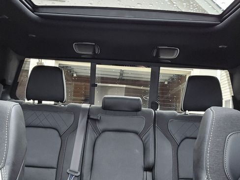 Used 2025 RAM 1500 Limited image 22