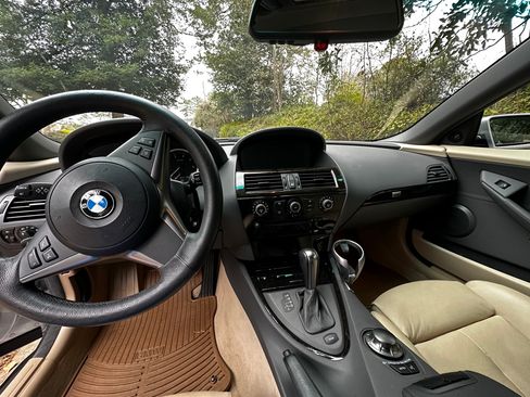 Used 2005 BMW 645Ci Convertible image 11
