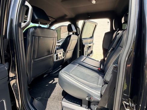 Used 2022 Ford F250 Lariat w/ Lariat Value Package AWD/4WD image 11