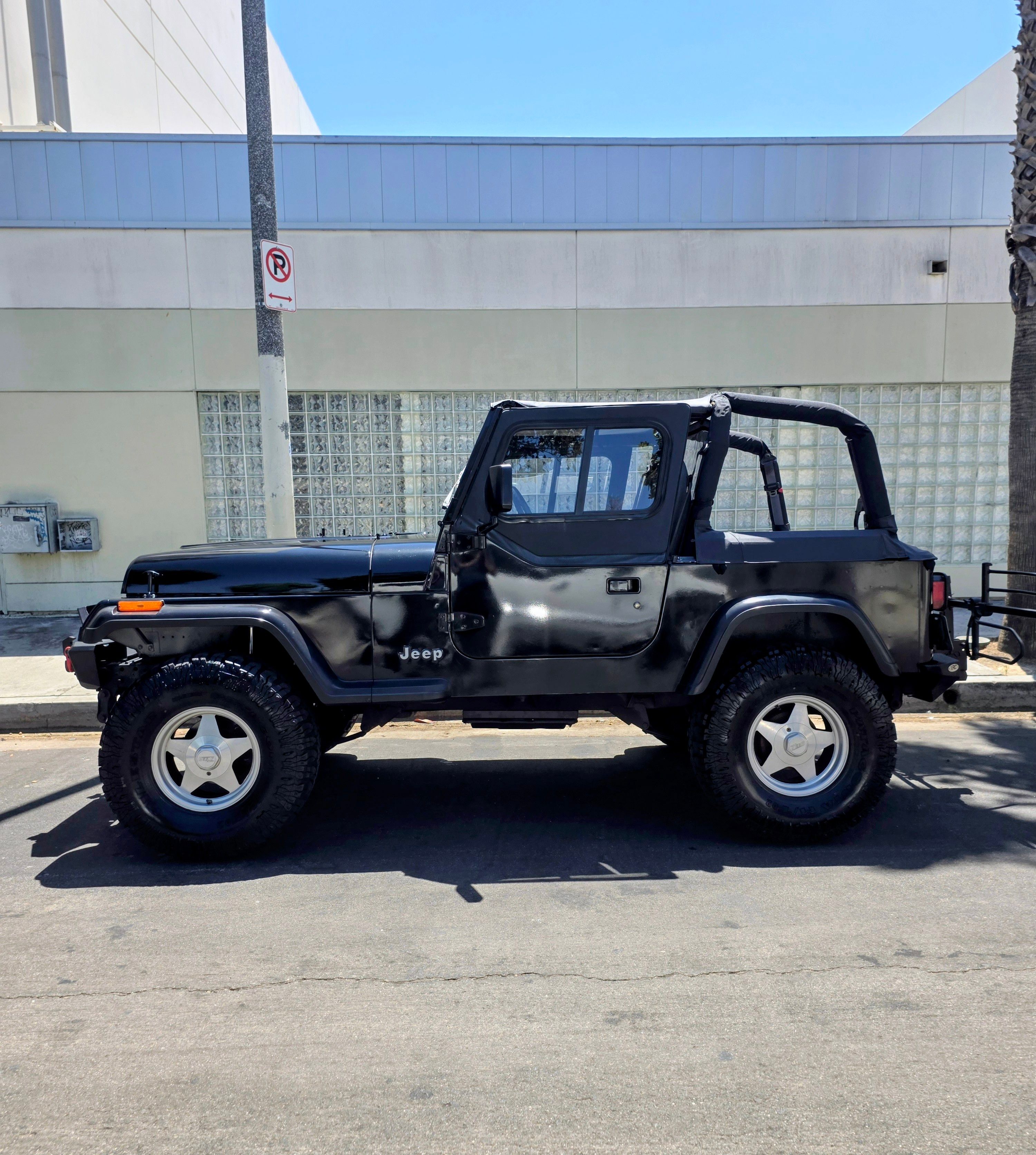 Used 1994 Jeep Wrangler S AWD/4WD image 4