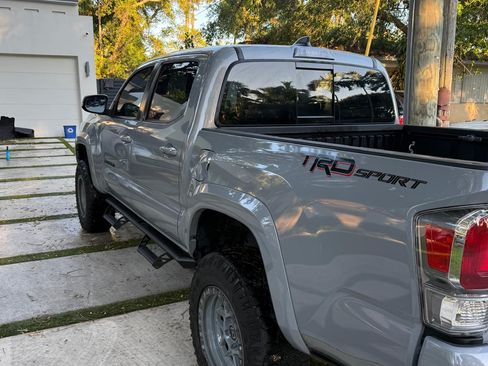 Used 2021 Toyota Tacoma TRD Sport image 9