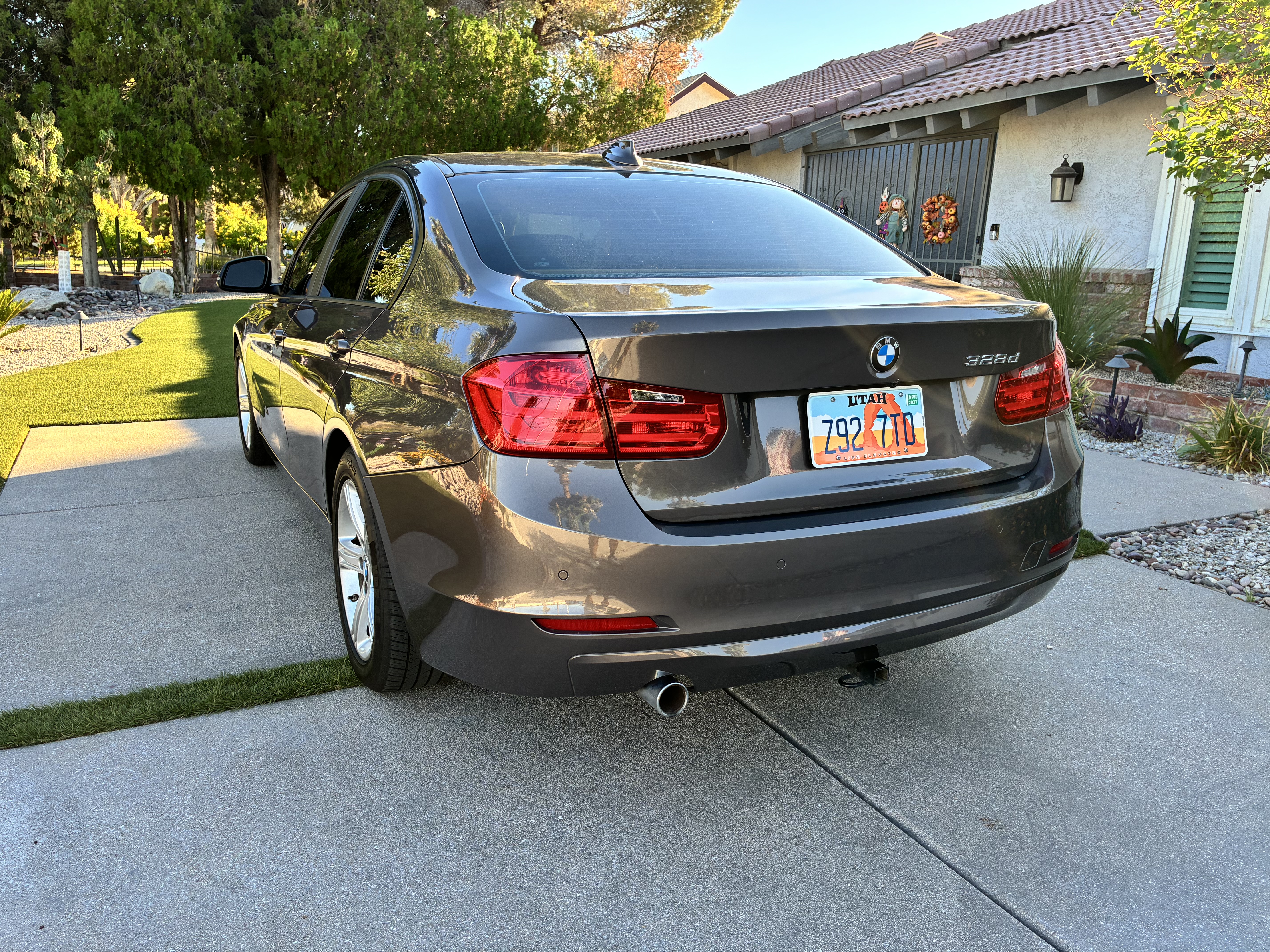 Used 2014 BMW 328d Sedan RWD image 4