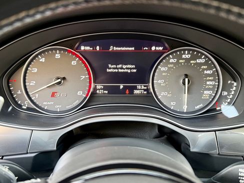 Used 2016 Audi S6 Prestige w/ Prestige Package image 22