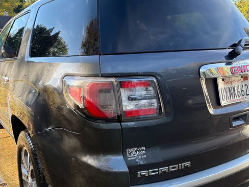 Used 2013 GMC Acadia SLT image 6