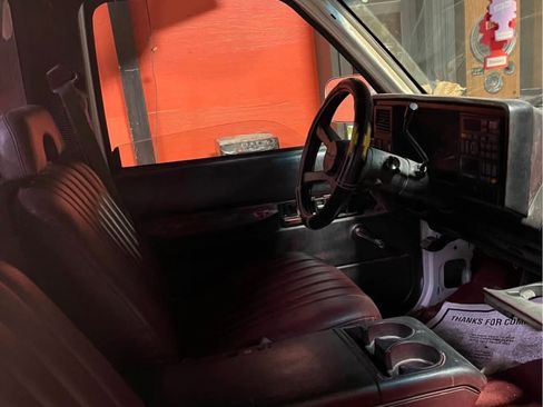 Used 1994 Chevrolet Silverado 1500 2WD Regular Cab image 13