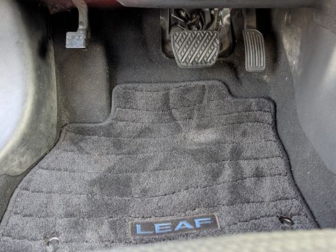 Used 2016 Nissan Leaf S w/ Charger Package FWD image 14