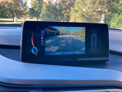 Used 2016 BMW i8 image 10